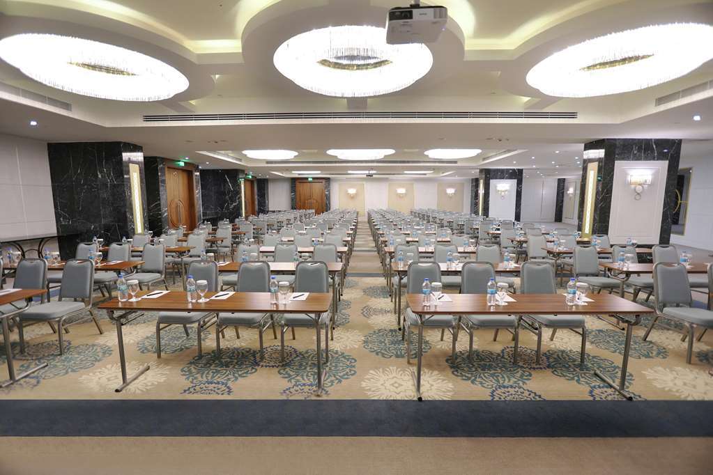 Hilton Garden Inn Адыяман Удобства фото